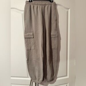 Aritzia Mega Cargo Jogger Sweatpants